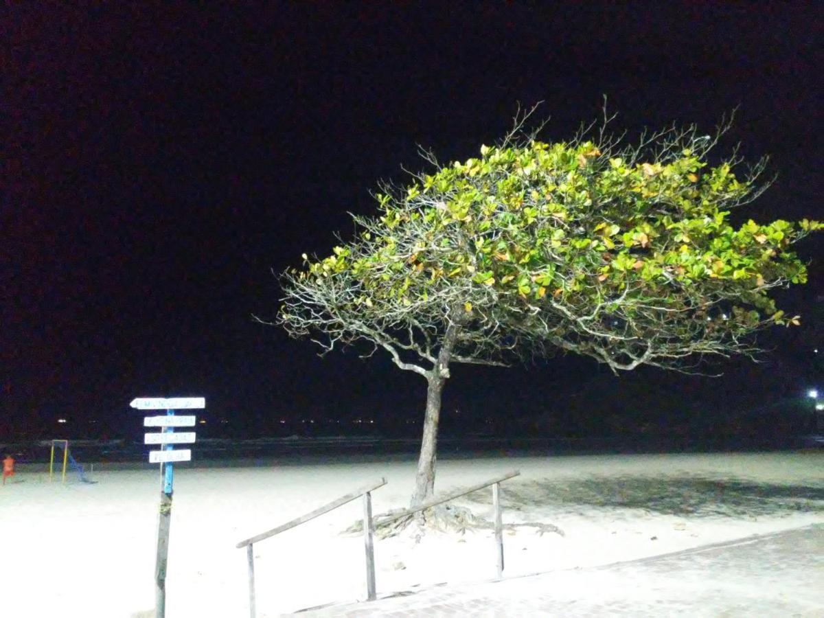 Cobertura Com Churrasqueira Propria E Wi-Fi Perto Da Praia - Excelente Para Familia E Amigos 과루자 외부 사진